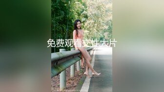  迷玩漂亮大奶人妻 身材不错 鲍鱼粉嫩 乳头好大 被小伙无套输出内射