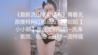 【全景厕拍】群友分享全景偷拍大排档喝酒妹子上厕所