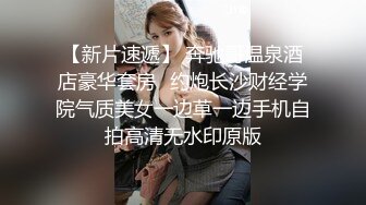 在家操赤峰大奶熟女 舒服吗 嗯 这熟女不喜欢叫 表情特别丰富 喜欢沉浸式享受性福