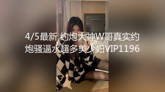 超肥、大奶重型坦克女,长相还挺可爱,椰子奶掏出来自己揉,这身体太油腻了