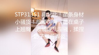 偷拍对面宿舍豪放女全裸豪放女阳台晾衣物,高清1080P原版